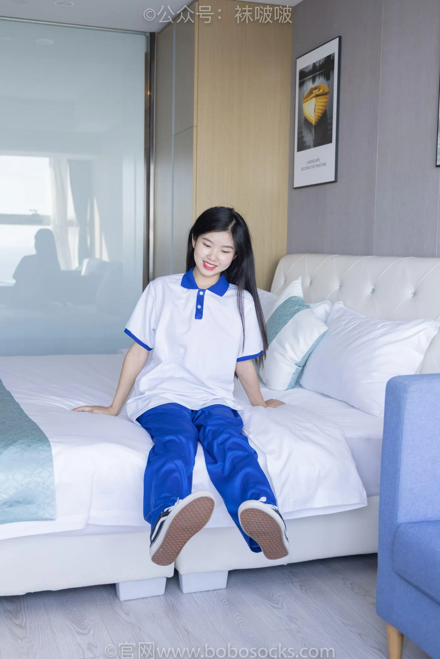 [BoBoSocks袜啵啵]NO.039 小奶熊-校服、vans帆布鞋、短白棉袜、裸足 [154P]插图8
